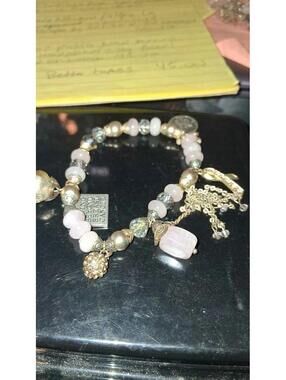 CHICO'S Gold Tone Beige Quartz Beads Rhinestones  Charms Stretch Bracelet